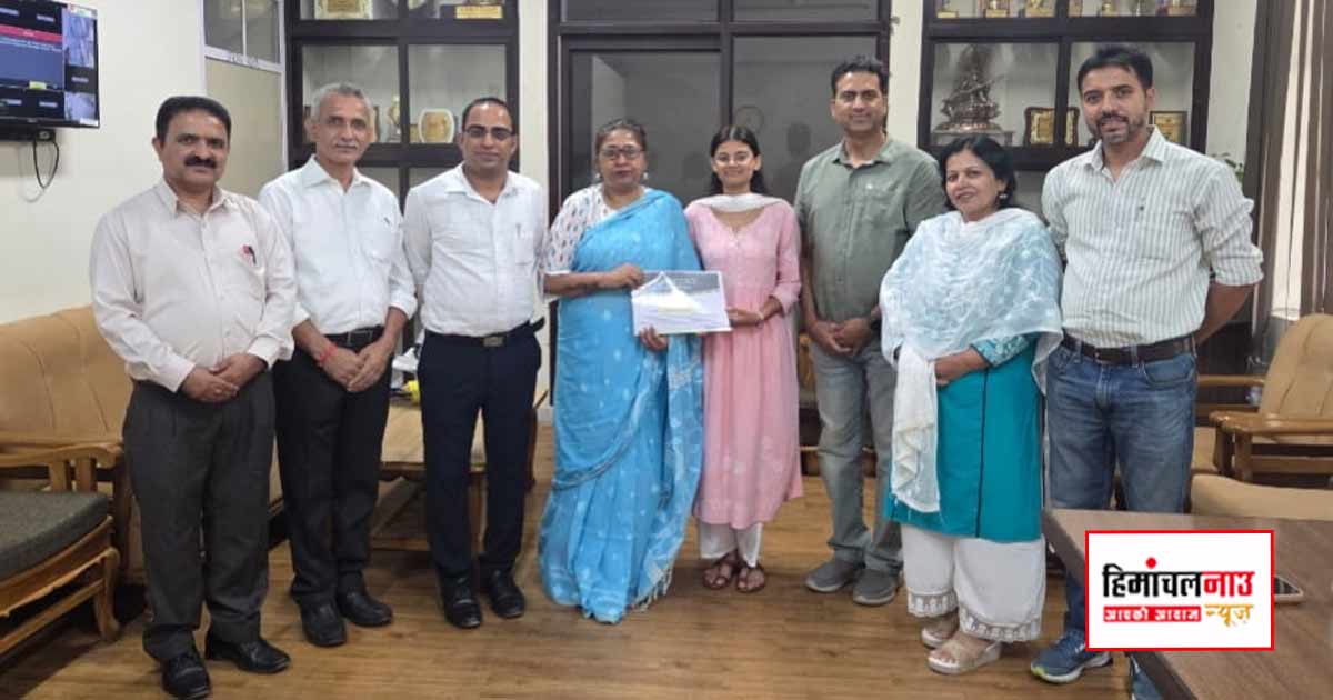 गवर्नमेंट कॉलेज राजगढ़ की छात्रा संजना का एचपीयू में एमएससी बॉटनी के लिए चयन, कॉलेज में खुशी की लहर
