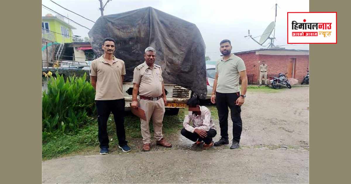 Crime / पधर पुलिस ने पिकअप से 83 पेटियां अवैध शराब और बीयर बरामद कीं, चालक के खिलाफ मामला दर्ज