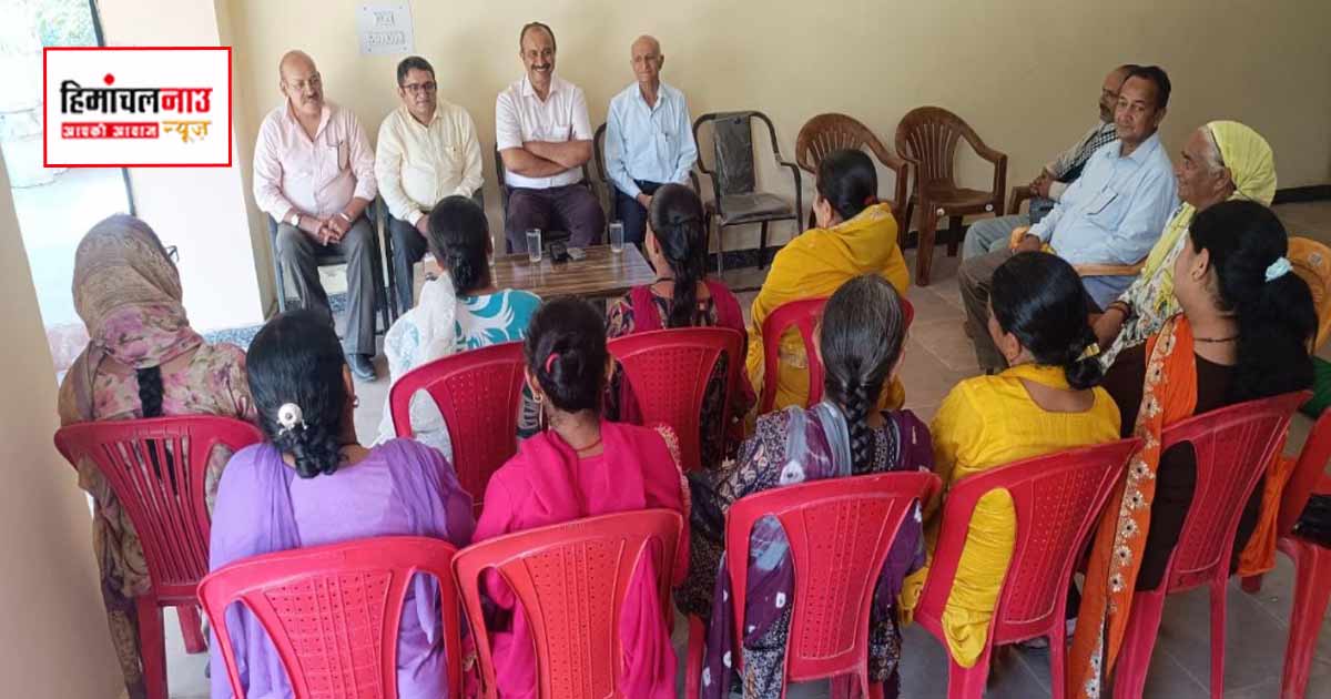 नाबार्ड महाप्रबंधक ने पिपलूघाट पशु विकास केन्द्र का किया निरीक्षण, पशुपालकों को मिल रही सेवाओं की समीक्षा
