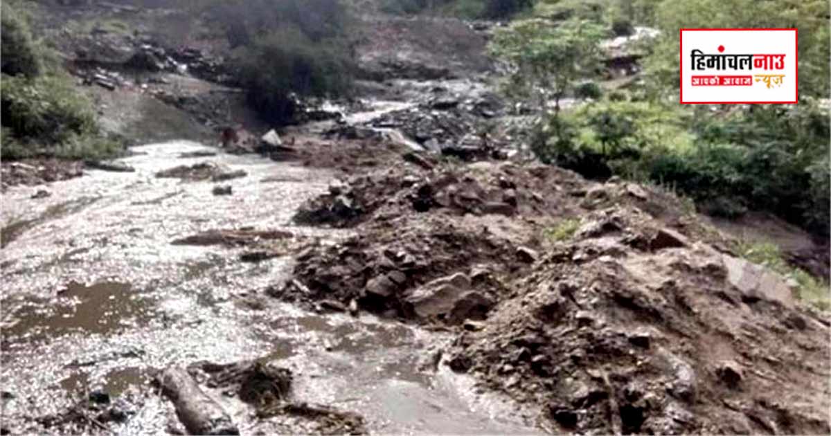 Cloudburst / रामपुर के नरैण क्षेत्र में बादल फटने के बाद बाढ़ से खेल मैदान, श्मशानघाट और पैदल पुल क्षतिग्रस्त 