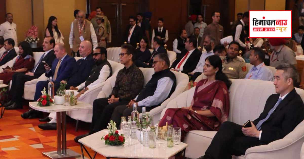 ब्रिक्स प्रतिनिधिमंडल के समक्ष बिखेरे सिरमौरी हाटी संस्कृति के रंग
