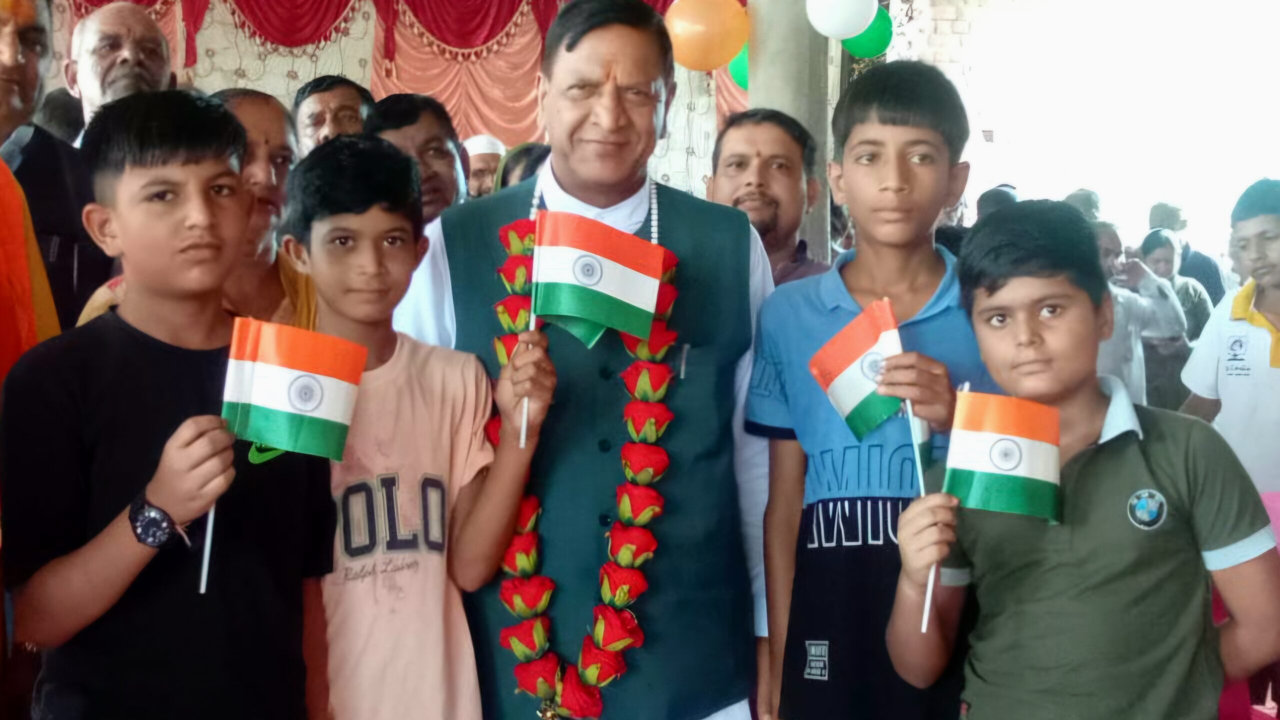 आजादी के बलिदान को याद कर विकसित भारत के निर्माण में जुटें : डॉ. राजीव बिंदल