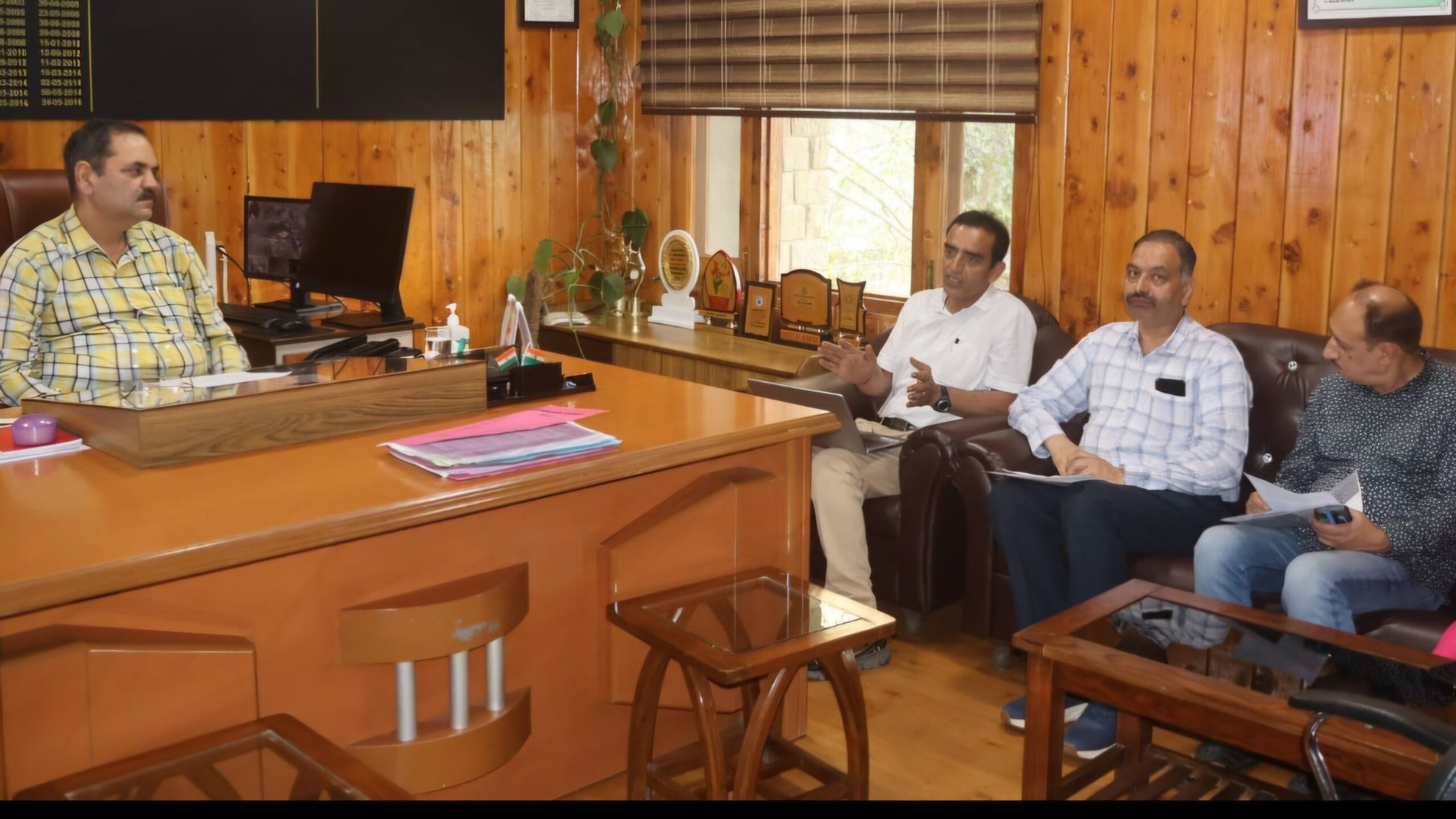 पीसी एंड पीएनडीटी एक्ट के तहत 16 आवेदनों पर हुई चर्चा, 12 को मिली मंजूरी
