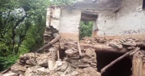 हादसा: मशोर में भरभराकर गिरा जयचंद शर्मा का मकान, खेतों में था परिवार