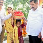 तीसा में पेयजल विकास योजनाओं का उद्घाटन करते मुकेश अग्निहोत्री