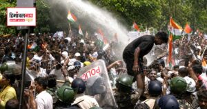 Jharkhand Student Protest / परीक्षा गड़बड़ी पर विधानसभा मार्च, बैरिकेड पार कर आगे बढ़े छात्र; वाटर कैनन से रोकने की कोशिश