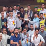 झिमीधार शनोल मेले की कबड्डी प्रतियोगिता में विजेता टीम