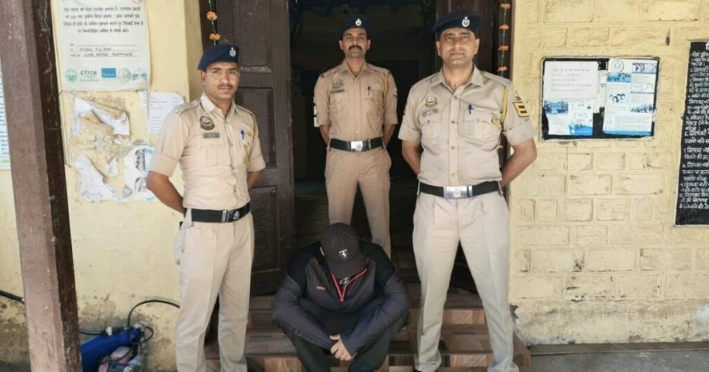 किन्नौर में चिट्टा और नकदी बरामदगी