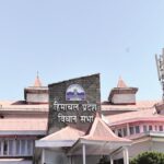 हिमाचल विधानसभा में पीएम आवास योजना की सहायता बढ़ाने का प्रस्ताव पारित