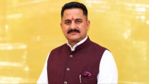 राजधानी की सड़कों पर गड्ढे, धूल और सवाल; भाजपा ने सरकार से पूछा- विकास के दावे आखिर कहां हैं?