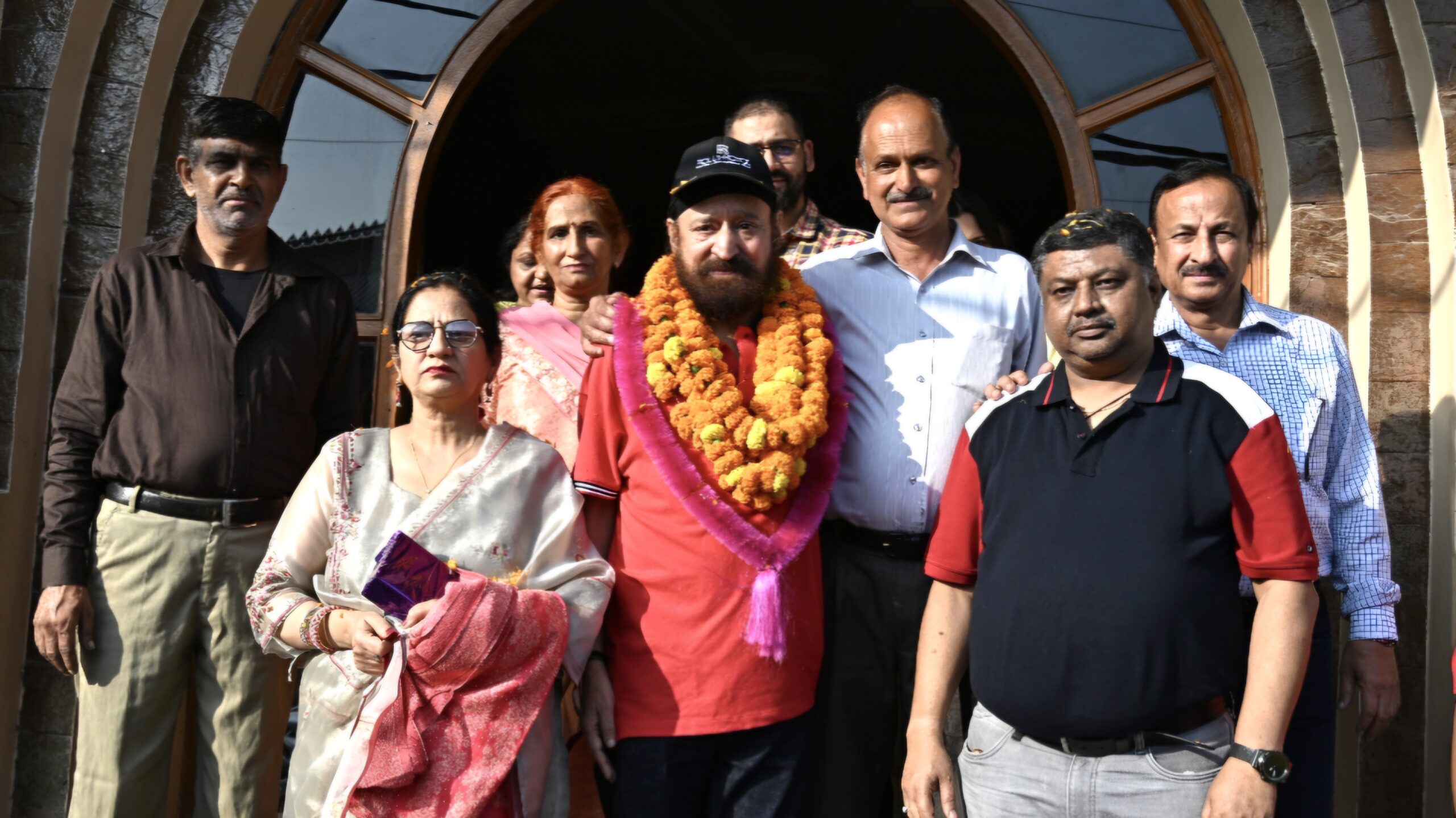 एलआईसी वाले बंटी हुए सेवानिवृत्त, चेतक की सवारी और यारों की यारी बनी खास पहचान