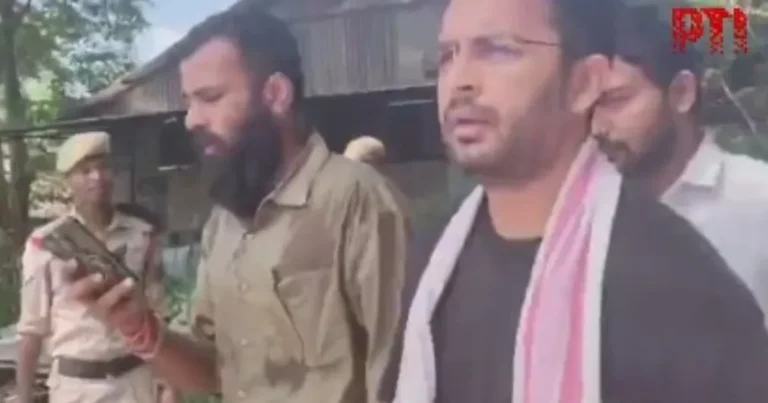 असम में हिरासत में लिए गए CJP के आशुतोष रांका और उनकी टीम