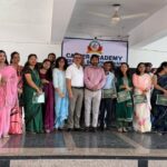 नाहन के करियर अकादमी में गुरु सम्मान महोत्सव
