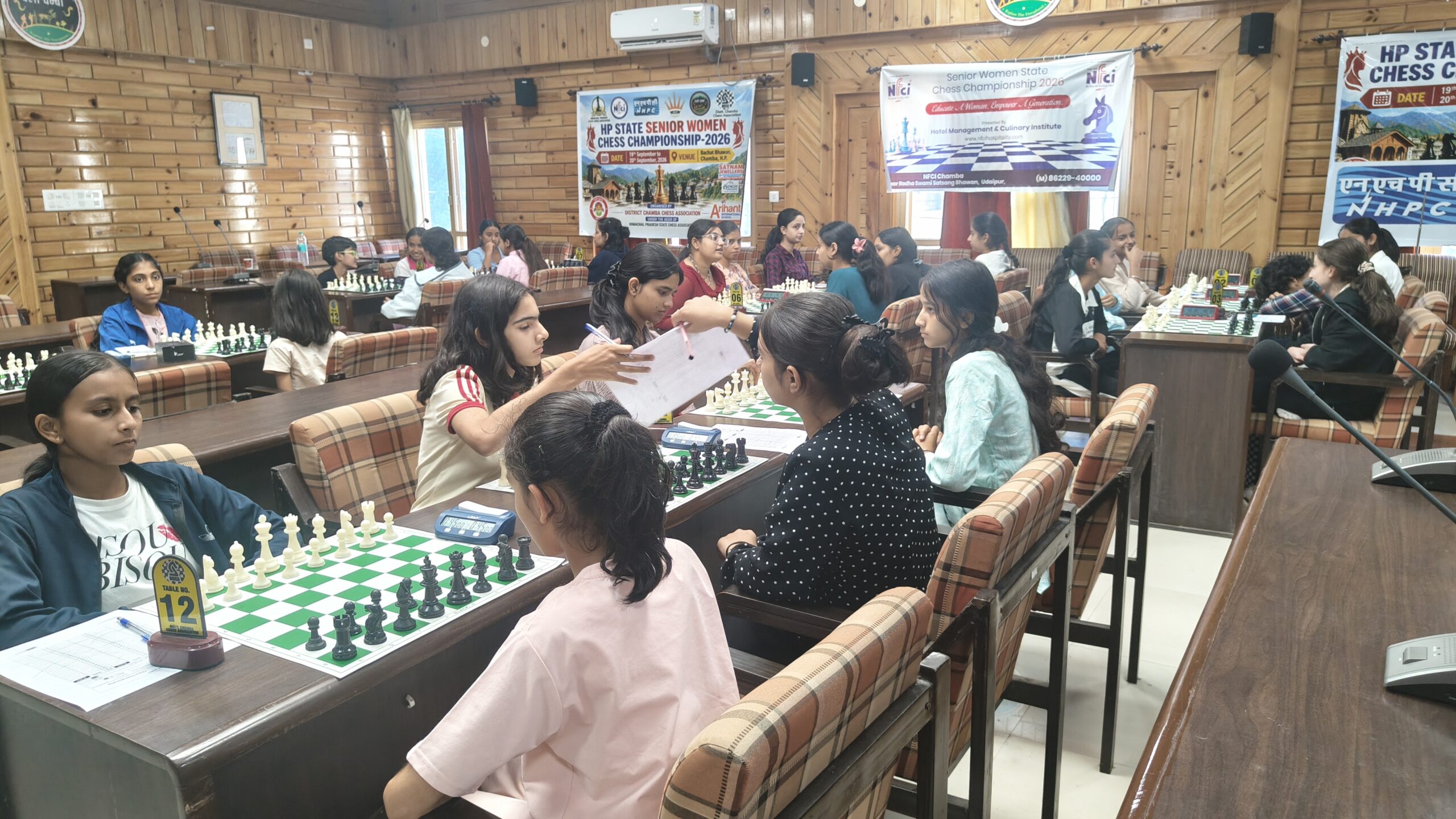 चंबा में राज्य सीनियर महिला शतरंज चैंपियनशिप शुरू, 28 खिलाड़ी मैदान में