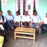धारटीधार में बिजली संकट को लेकर आयोजित ग्रामीणों की महासभा