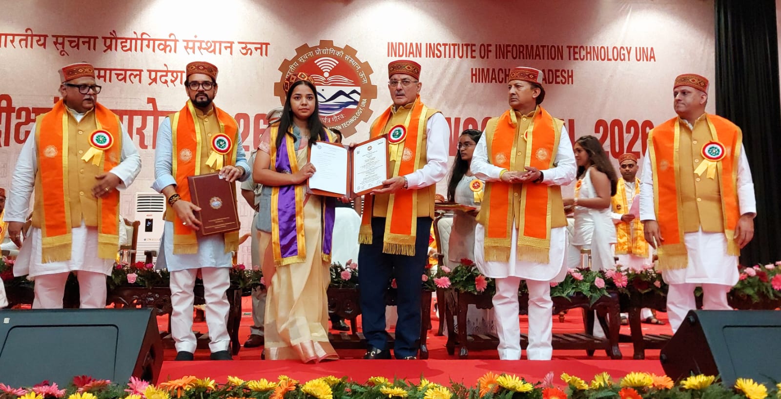 आईआईआईटी ऊना के युवाओं से राज्यपाल का आह्वान, हिमाचल की चुनौतियों के लिए विकसित करें तकनीकी समाधान