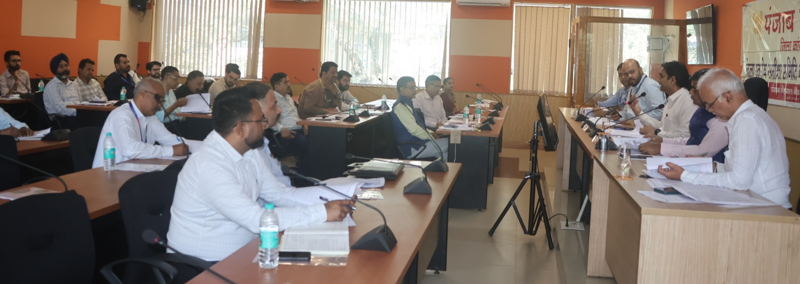 कांगड़ा में 25.95 प्रतिशत रहा ऋण-जमा अनुपात, पात्र लाभार्थियों को अधिक ऋण देने के निर्देश