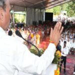 नादौन के रैल में जनसभा को संबोधित करते मुख्यमंत्री सुखविन्द्र सिंह सुक्खू