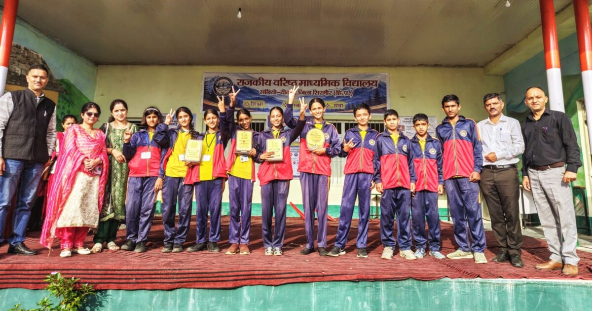 चिल्ड्रन साइंस कांग्रेस में मंडियाघाट स्कूल के तीन विद्यार्थियों ने जीते शीर्ष स्थान