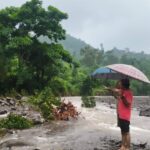 रामाधौण पंचायत में बारिश से क्षतिग्रस्त जमीन और संपर्क मार्ग