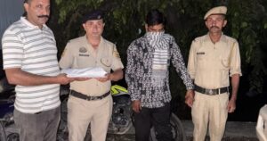सिरमौर में चिट्टा और अवैध शराब बरामदगी पर पुलिस कार्रवाई