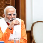 राज्य मंत्रियों की समीक्षा करते प्रधानमंत्री नरेंद्र मोदी