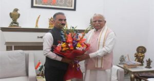 केंद्रीय ऊर्जा मंत्री मनोहर लाल से मिलते मुख्यमंत्री सुखविन्द्र सिंह सुक्खू