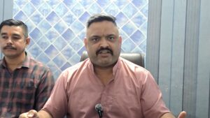 राहुल गांधी पर पुतला फूंकने से कांग्रेस को दर्द, पहले अपने वादों का हिसाब दें अजय सोलंकी : मनीष चौहान