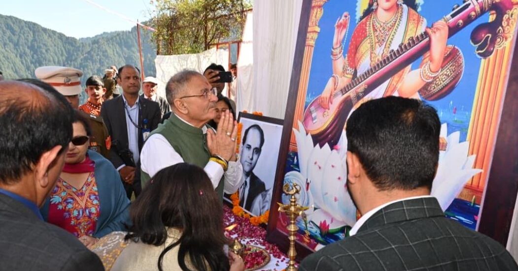 AI-रोबोटिक्स खोल रहे विद्यार्थियों के लिए नए रास्ते, राज्यपाल ने संस्कृति और मूल्यों पर दिया जोर