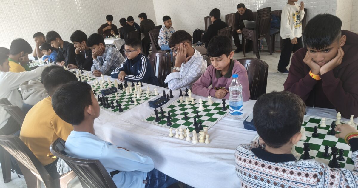चम्बा की 8वीं दशहरा शतरंज प्रतियोगिता में शिवम ठाकुर ने जीते दो खिताब