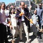 शिमला में स्वच्छता कार्यक्रम के दौरान जयराम ठाकुर