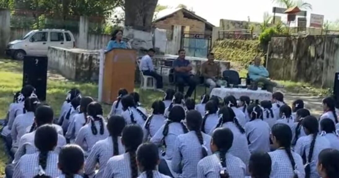 हटली स्कूल में मानसिक स्वास्थ्य सेमिनार, विद्यार्थियों को परीक्षा तनाव से निपटने के उपाय बताए