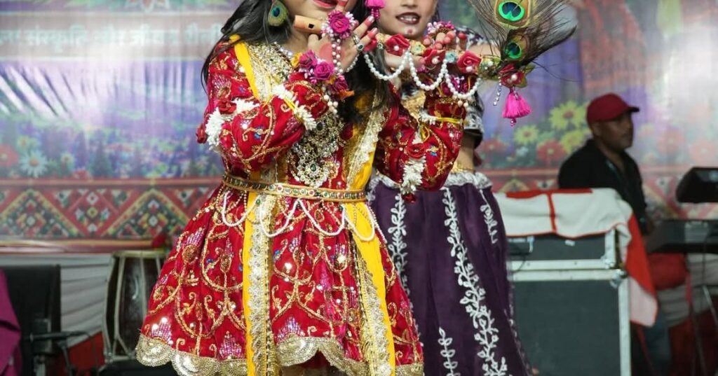 सोलन में हिमाचल उत्सव की तीसरी सांस्कृतिक संध्या