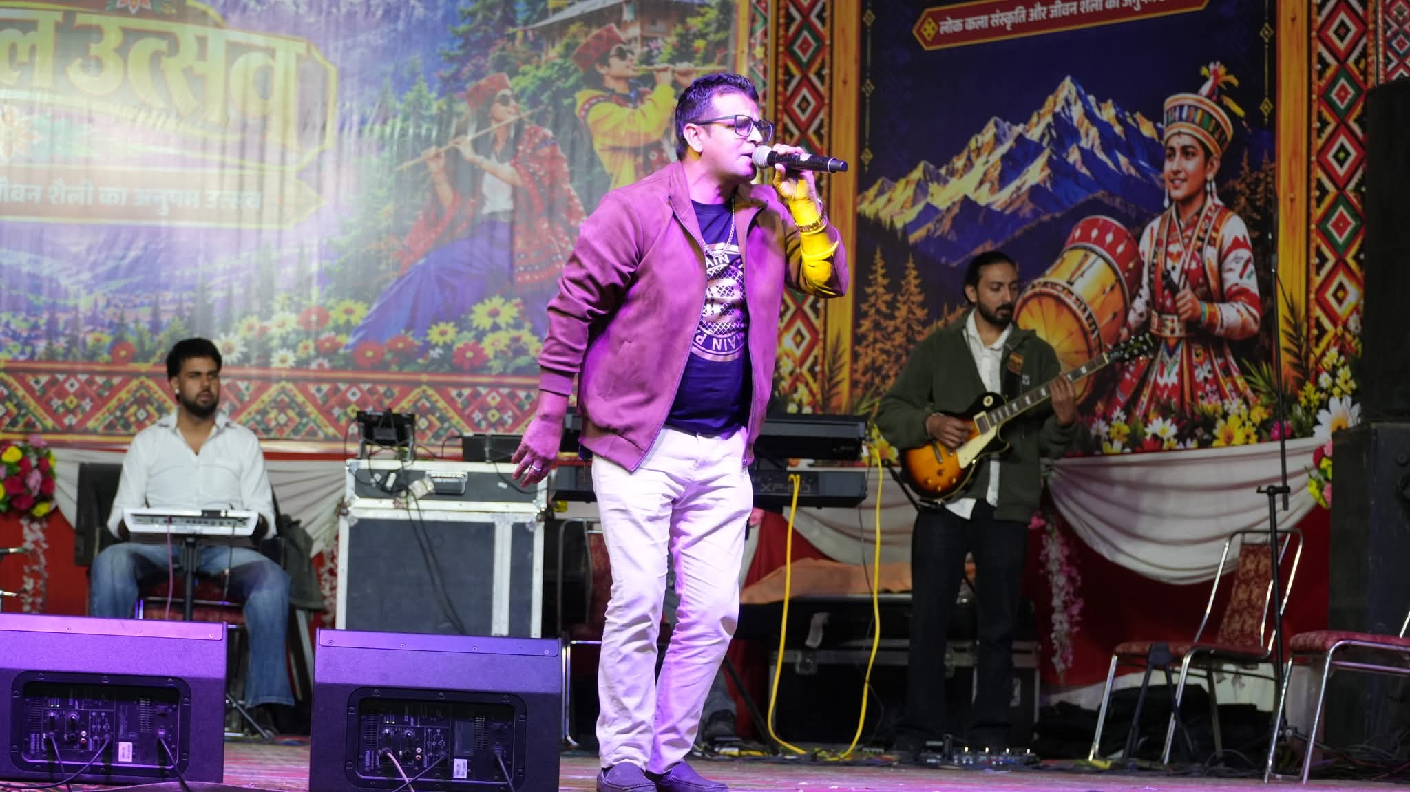 हिमाचल उत्सव की चौथी संध्या में कुमार साहिल के गीतों पर झूमे दर्शक