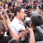 अभिनेता इमरान खान को भारत छोड़ने का नोटिस