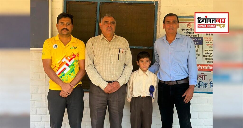 रंगोत्सव प्रतियोगिता के विजेता अनिरुद्ध शर्मा