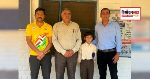 रंगोत्सव प्रतियोगिता के विजेता अनिरुद्ध शर्मा