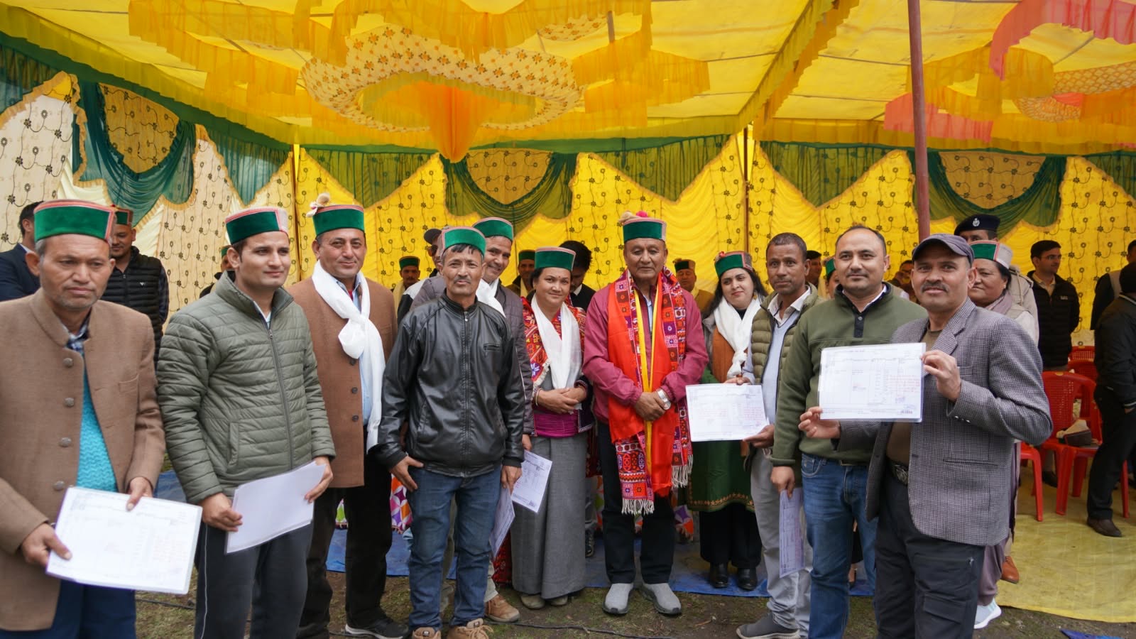 कंडार के 47 विस्थापित परिवारों को मिला भूमि का मालिकाना हक, आवास के लिए 3.56 लाख से अधिक की सहायता