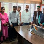 नाहन-श्रीरेणुकाजी सड़क पर भूस्खलन से भूमि कटाव