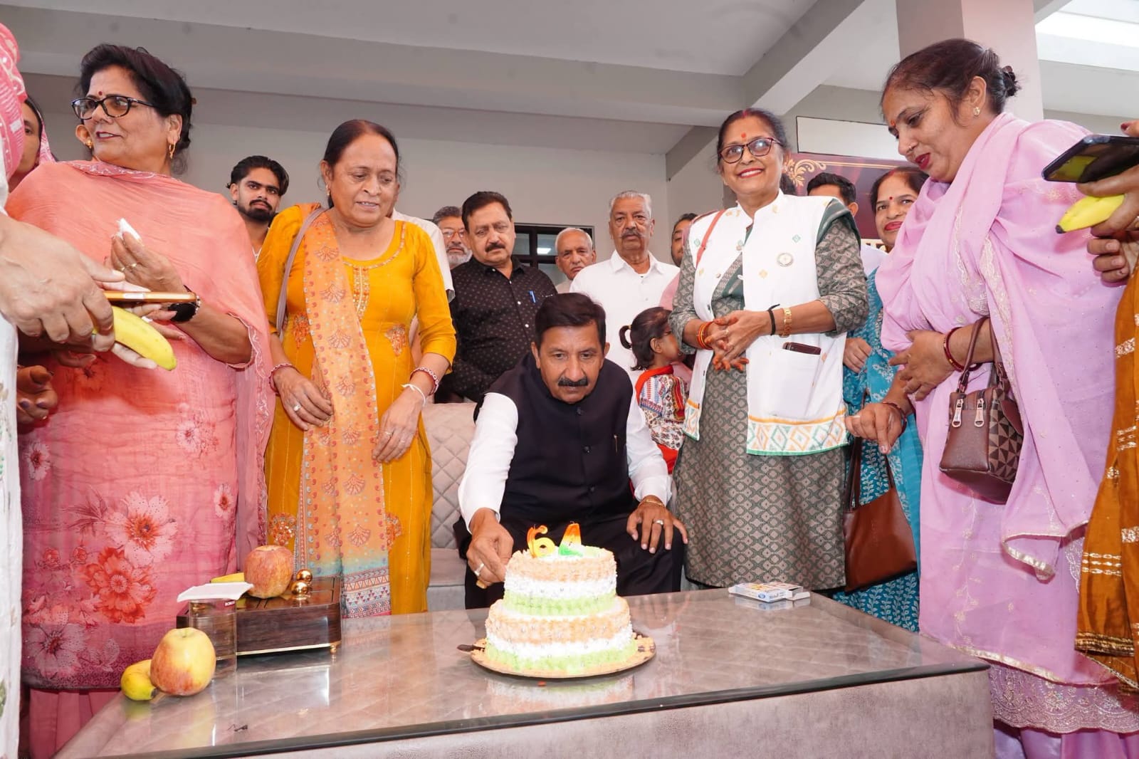 सादगी से मनाया मुकेश अग्निहोत्री ने जन्मदिन, देशभर से मिलीं शुभकामनाएं
