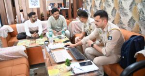 डमटाल में फ्रीज होटल क्वालिटी और आठ दुकानें