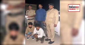 भूपपुर टोल बैरियर पर कार से नशीली शीशियां बरामद