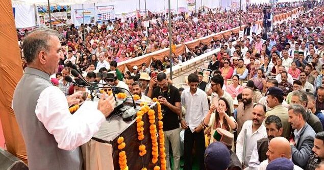 रोहड़ू-रामपुर में विकास परियोजनाओं का लोकार्पण और शिलान्यास