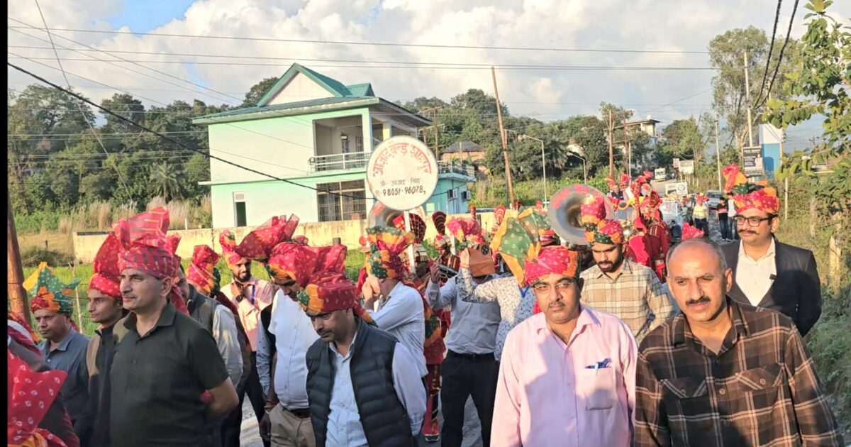 शाहपुर दशहरा उत्सव-2026 का भव्य आगाज, पूजा-अर्चना के बाद निकली शोभा यात्रा