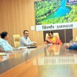 सिरमौर में बेसहारा गोवंश के पुनर्वास पर बैठक
