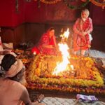 त्रिलोकपुर मंदिर में नवरात्रि के दौरान पहुंचे श्रद्धालु