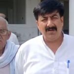 बसाल में निर्माणाधीन पंचायती राज भवन का निरीक्षण करते विवेक शर्मा